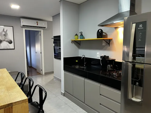 Apartamento de dois quartos mobiliado em Belo Horizonte