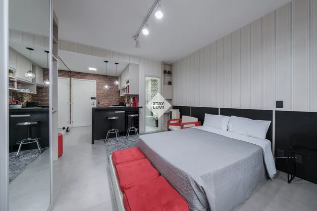Studio completo e moderno