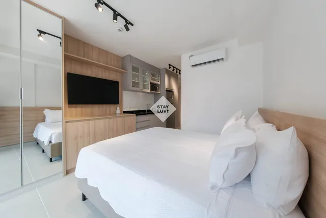 Apartamento mobiliado próximo a polo empresarial em área planejada de Alphaville, Barueri
